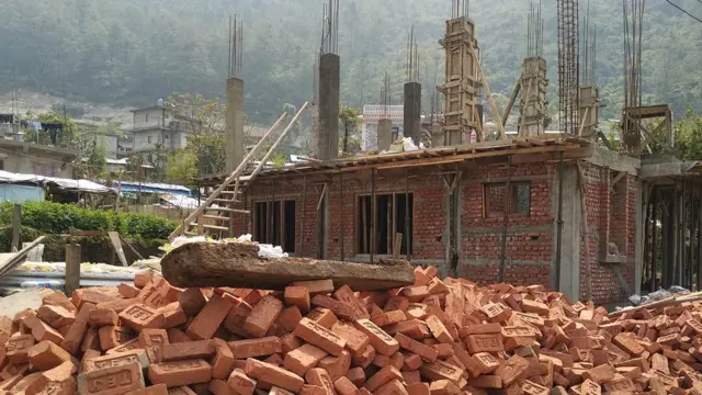 आवास निर्माण