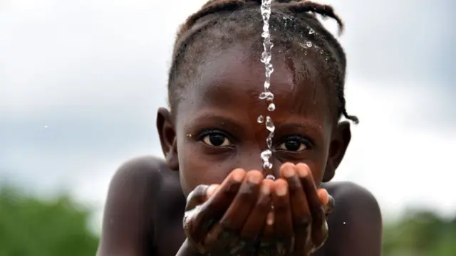 தண்ணீர் பற்றாக்குறை