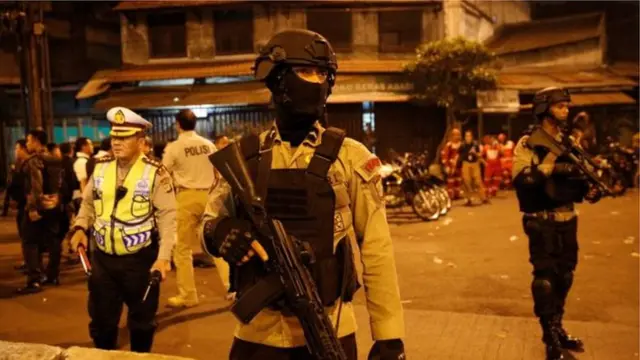 jarkata, suicide bombers