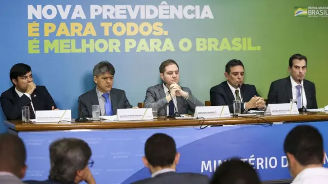 Apresentação da PEC 06, da reforma da Previdência