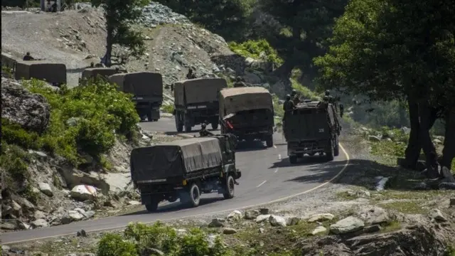 భారత సైనికులు