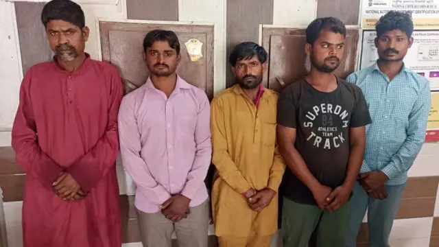 கைது செய்யப்பட்ட குற்றம் சாட்டப்பட்டவர்கள்