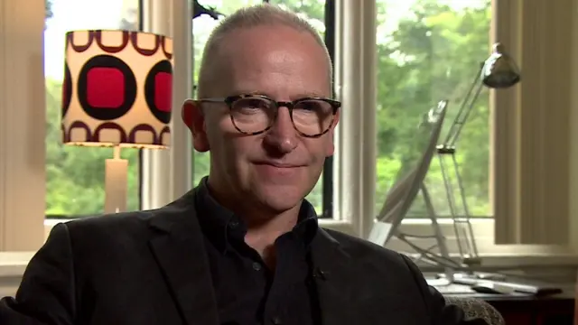 Кеннет Армстронг, преподаватель Кембриджа