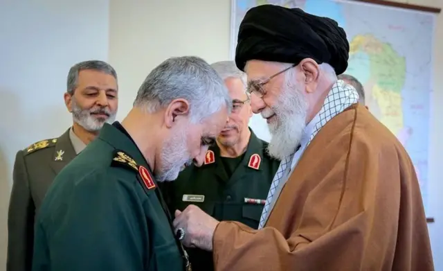 KHAMENEI.IR