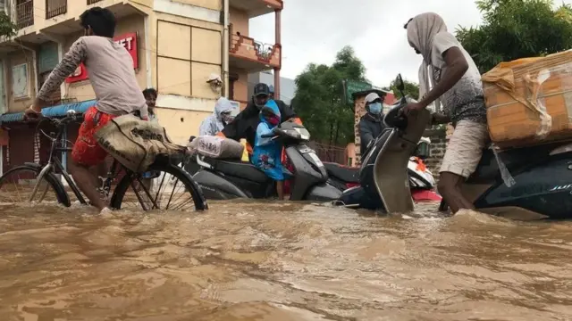 వర్షం నీరు