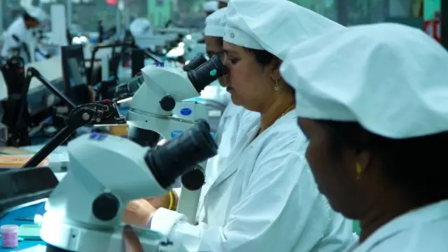 உற்பத்தித் துறையில் தமிழ்நாட்டுப் பெண்கள்