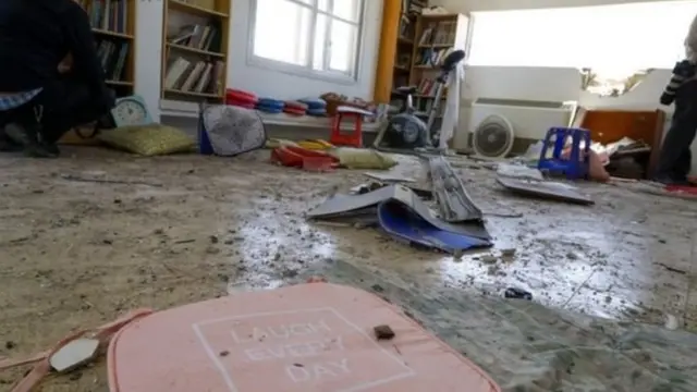 हमले में घरों को हुआ नुकसान