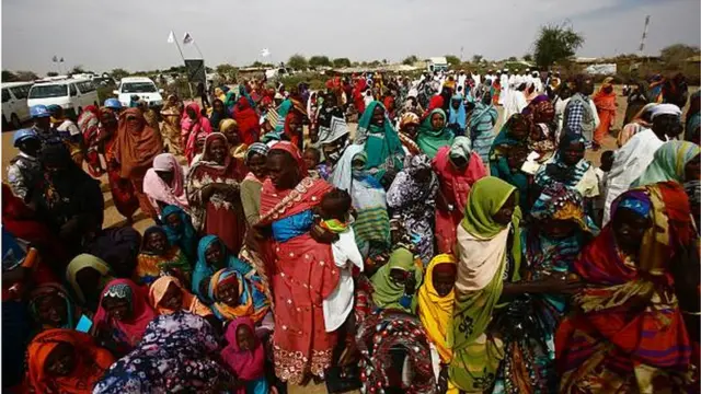 لاجئون في دارفور