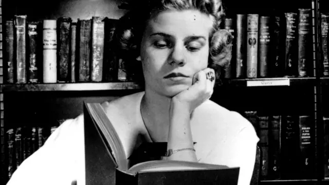 Мудрость - это не постоянное качество: мы ведем себя более - или менее - мудро в зависимости от ситуации