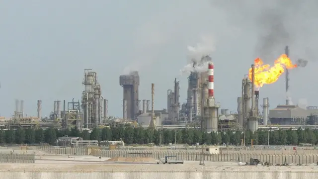 Katar'da bir petrol rafinerisi