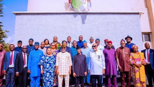 Igbakeji aarẹ, Yemi Osinbajo, gomina ipinlẹ Ondo, Rotimi Akeredolu ati awọn ọmọ ẹgbẹ oṣelu APC