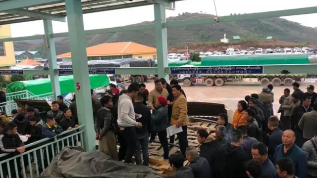 တရုတ်နဲ့ နယ်စပ်ကုန်သွယ်ရေးမှာ ကျင်စန်းကျော့ဂိတ်က အသုံးပြုမှုများပြား