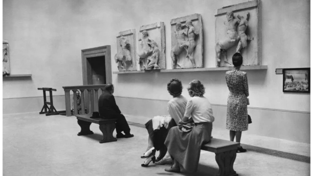 Marbres de l'Acropole au British Museum, Londres, 1949