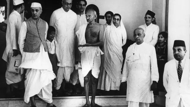 महात्मा गांधी और सरदार पटेल