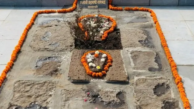 મહારાણી તારારાણીની સમાધિ