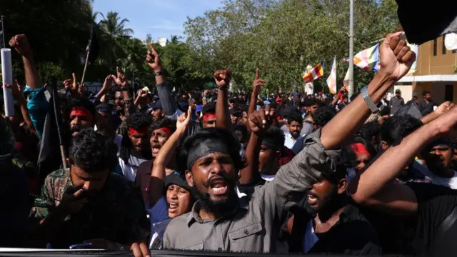 இலங்கை போராட்டம்