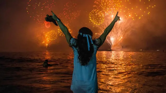 Happy New Year, New Year Pics, Happy New Year 2020, Welcome2020, HappyNew2020