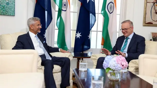 एंथनी अल्बनीज़