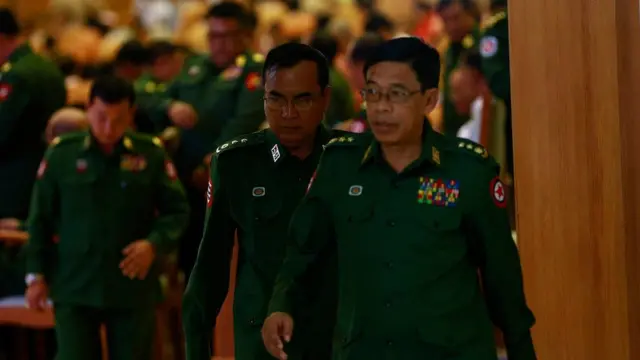 ဖွဲ့စည်းပုံ