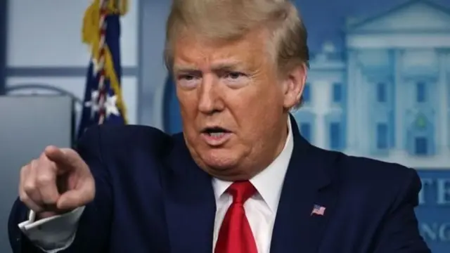 डोनल्ड ट्रंप