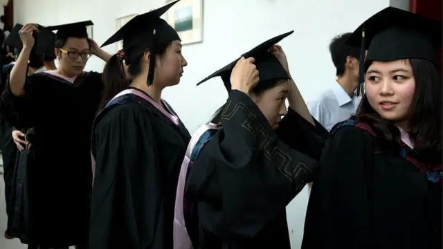 El objetivo final: acceder a la universidad y graduarse.