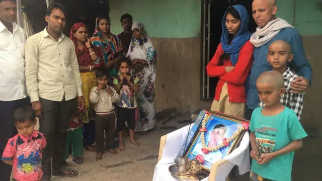 பிரதமர் மோதி பிறந்த ஊரில் சாதிய பாகுபாட்டால் தற்கொலை செய்துகொண்ட தலித்