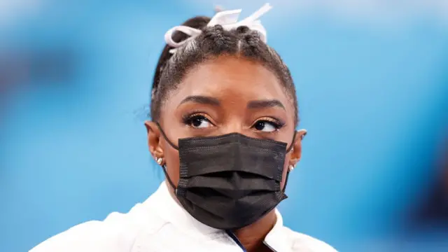 Четырехкратная олимпийская чемпионка по спортивной гимнастике американка Симона Байлз