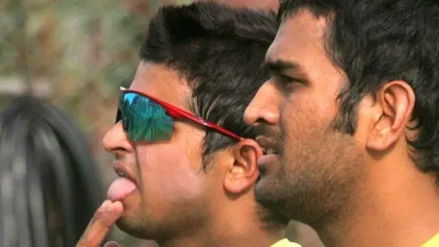 ధోనీతో పాటూ రిటైర్మెంట్ ప్రకటించిన రైనా