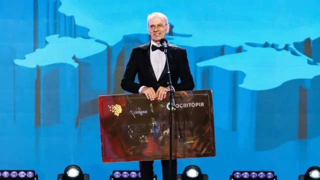 Павло Віктор