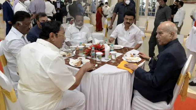 பதவியேற்பின்போது...