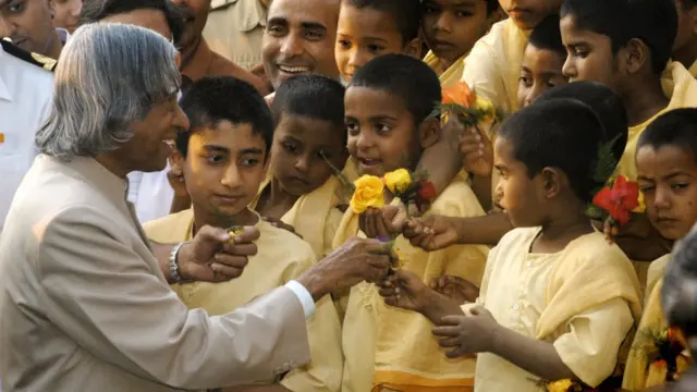 குழந்தைகளுடன் கலாம்