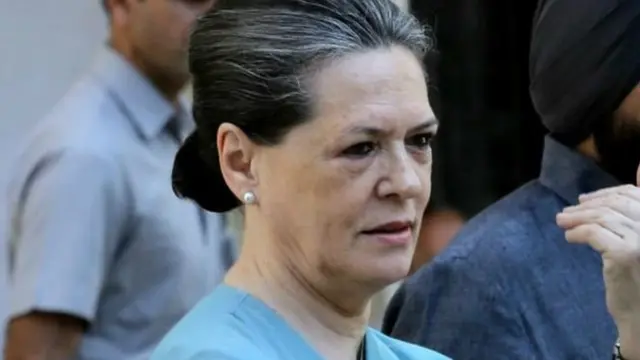 सोनिया गांधी