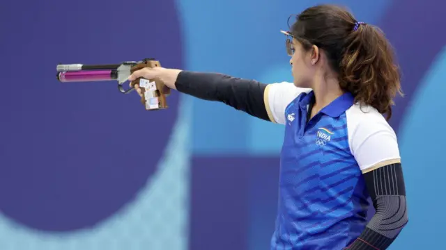 ஒலிம்பிக் பதக்கம் வென்ற மனு பாக்கர்