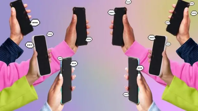 जगातील अनेक देशांमध्ये व्हॉट्सअॅप हे मेसेज करण्याचं प्रमुख साधन बनलं आहे.