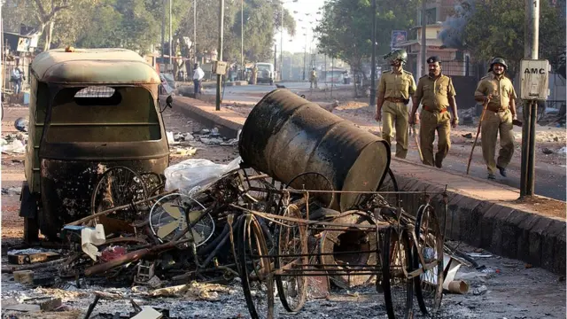 બોરસદ અને પેટલાદમાં પાછલા અમુક સમયમાં ઘણી વખત કોમી હિંસાના બનાવો બની ચૂક્યા છે (પ્રતીકાત્મક તસવીર)