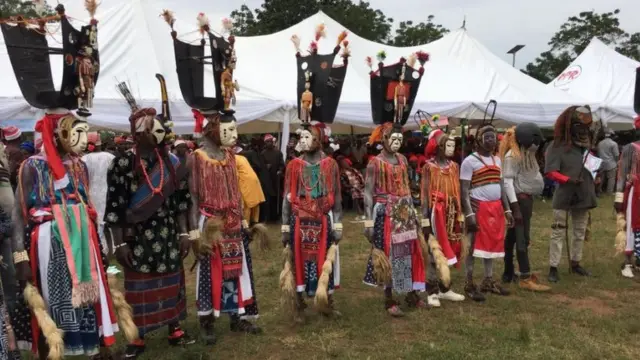 Ndị na-eti mmanwụ