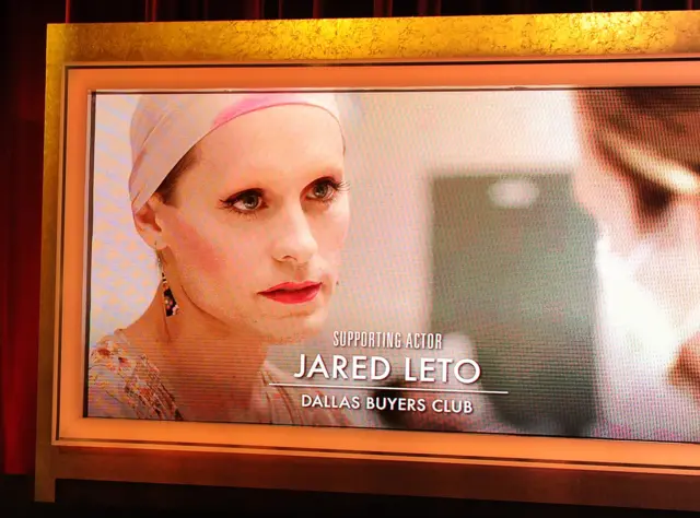 Кадр из фильма «Далласский клуб покупателей» во время презентации номинанта на премию "лучшая мужская роль второго плана" Джареда Лето, церемония "Оскар", Калифорния, 2014 год.