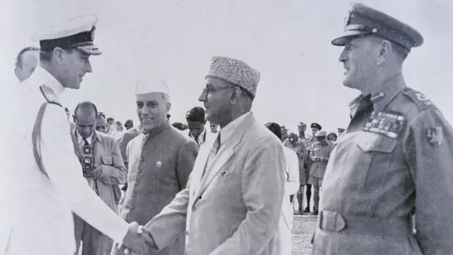 ماؤنٹ بیٹن، لیاقت علی خان، آکن لیک