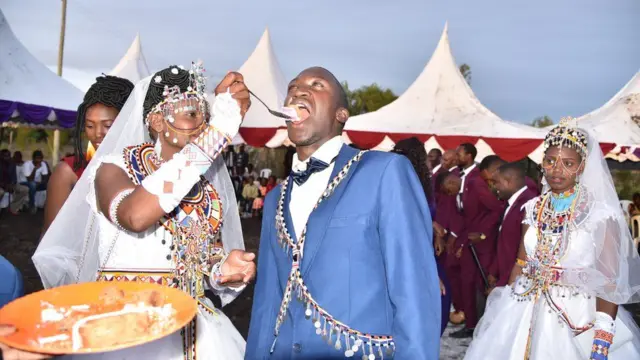 Tom atamikwa gato n'umwe mu bagore