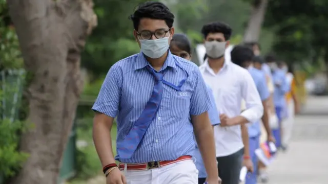 10वीं-12वीं सीबीएसई बोर्ड की परीक्षाएं कब से होंगी?