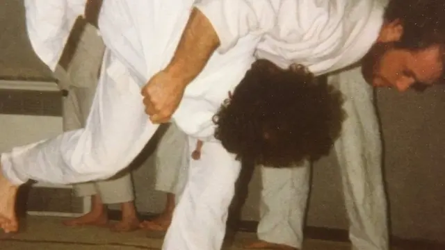 ستيف استغرف في ممارسة الرياضة، وفاز بالمركز الثالث في لعبة الجودو في بطولات وطنية لثلاث سنوات على التوالي