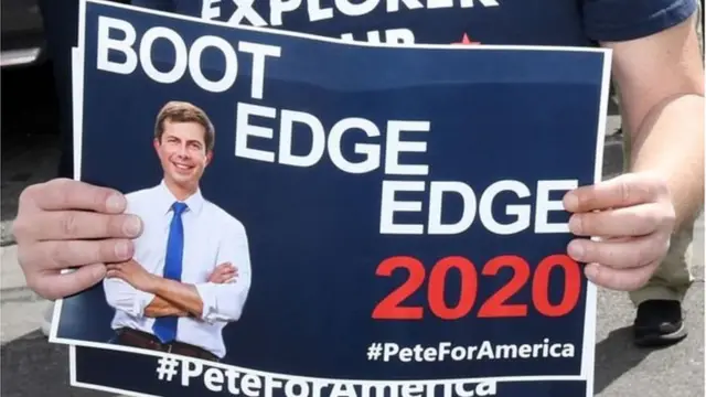 নাম দিয়েই শ্লোগান