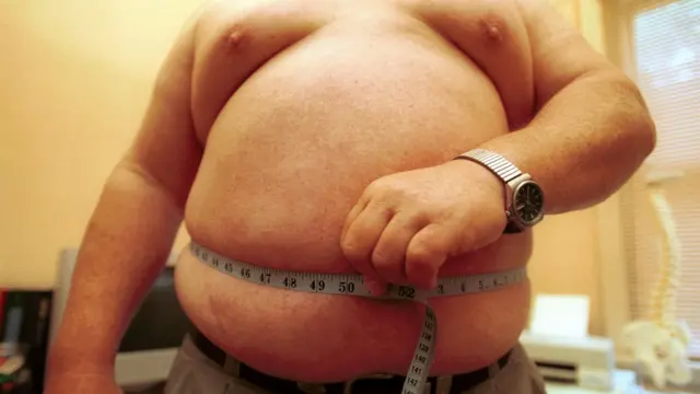 தொப்பை இருந்தால் வேலை இல்லை - கர்நாடக காவல் துறை உத்தரவு