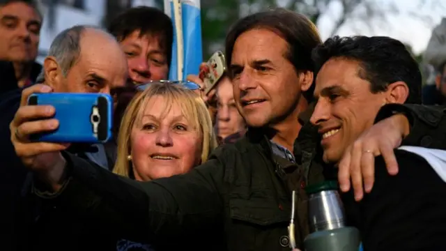 Lacalle Pou en campaña, octubre de 2019.