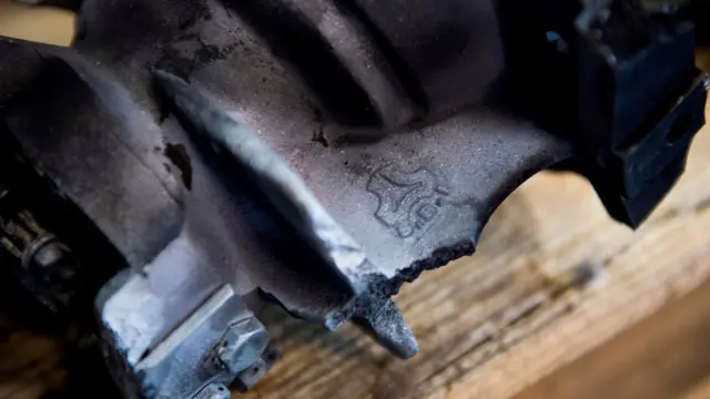 آمریکا می‌گوید آرم صنایع شهید باقری روی یکی از قطعات موشک حوثی‌ها حک شده است