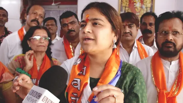 বিজেপি এমপি পুনম মহাজন