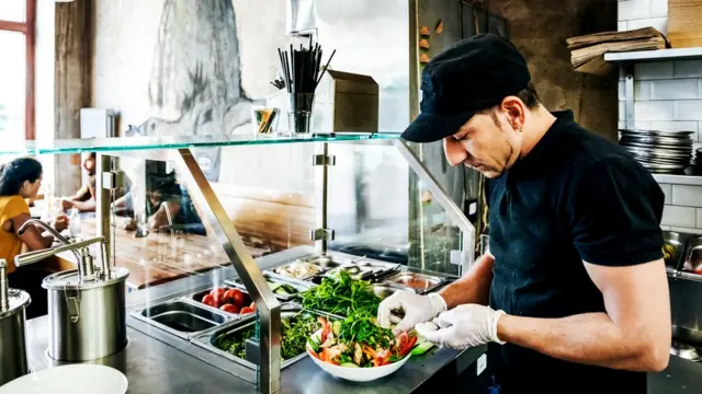 Наблюдение за процессом приготовления пищи дает неожиданный результат - блюдо из-за этого вам нравится больше