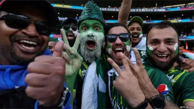 పాకిస్తాన్ అభిమానులు