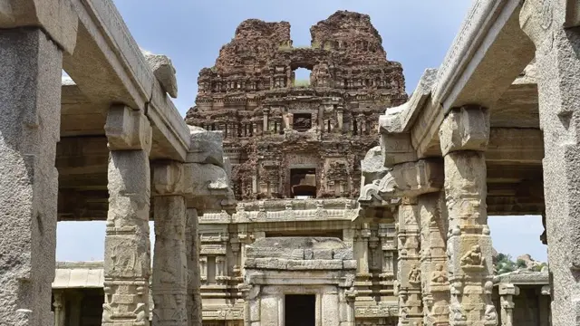 `ஹம்பி`- நிஜ பாகுபலி நகரம்: வீழ்ந்த ஒரு பேரரசின் கதை