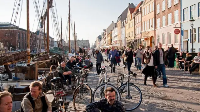 डेनमार्क बाहर से आकर बसने वालों के लिए भी जन्नत है